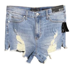 Nwt Women’s Kendal 7 Kylie Icon Jean Short - Size 5 / 27